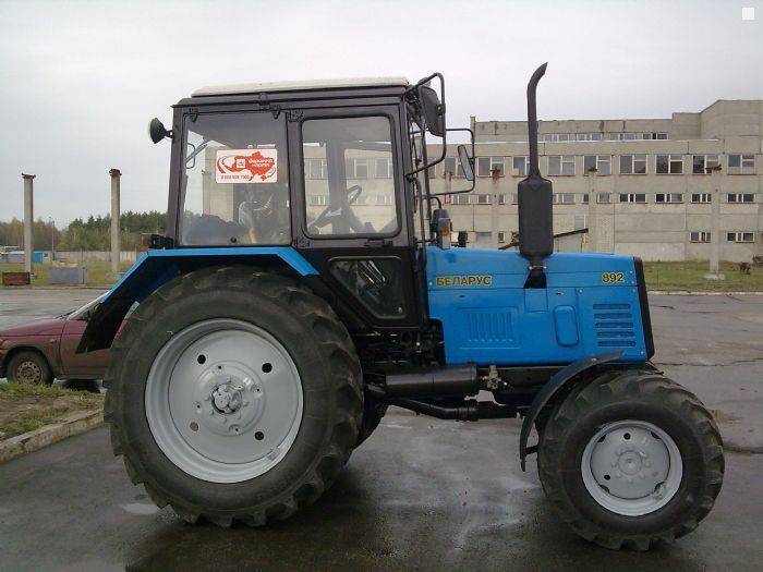 Трактор Беларус 892 - большое изображение 2