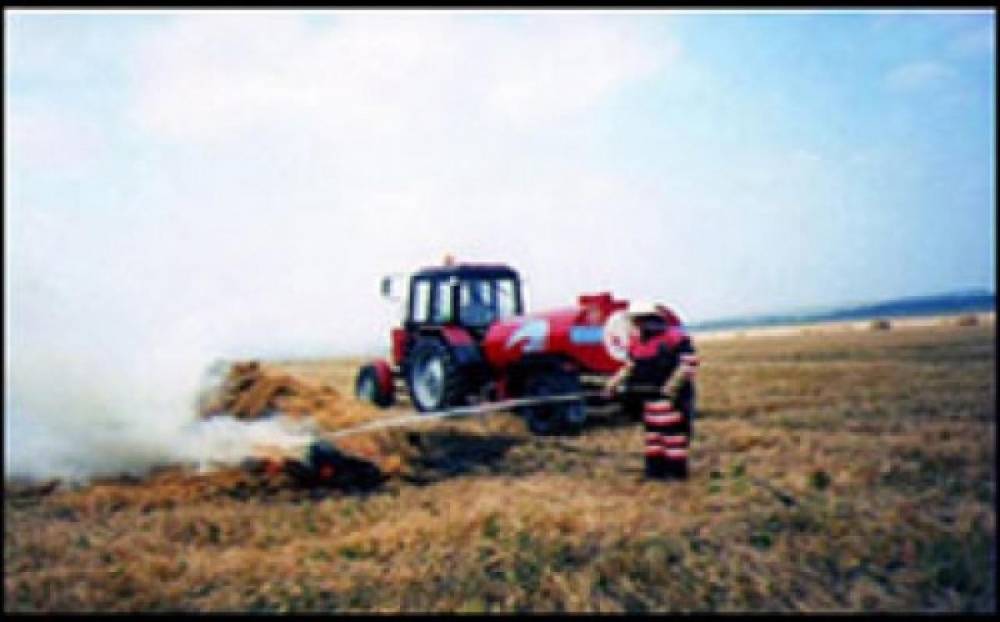 Полуприцеп тракторный для пожаротушения ОПМ 3,5 (бочка) - большое изображение 3